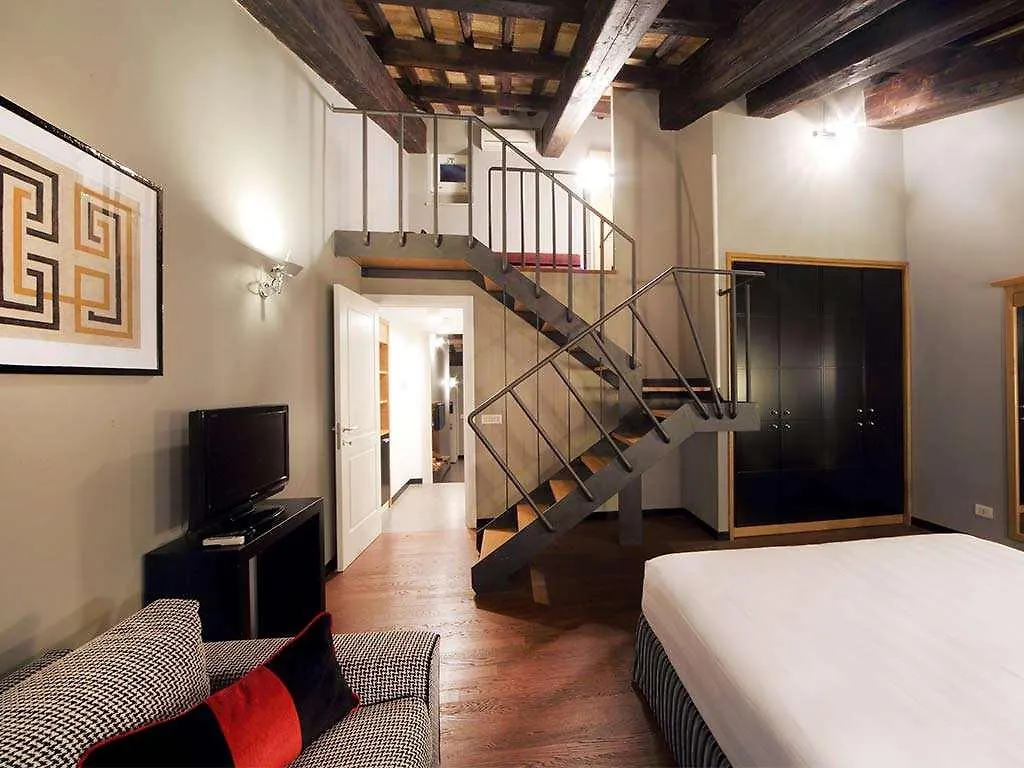 Numa Rome Vici Aparthotel