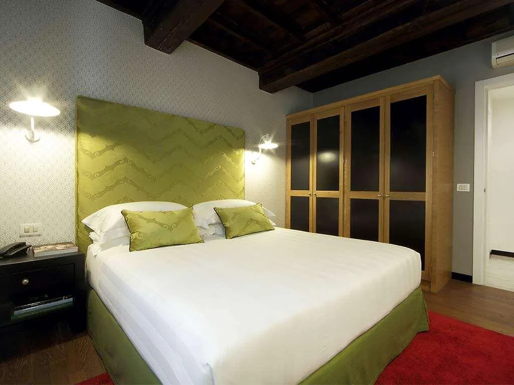 Numa Rome Vici Aparthotel