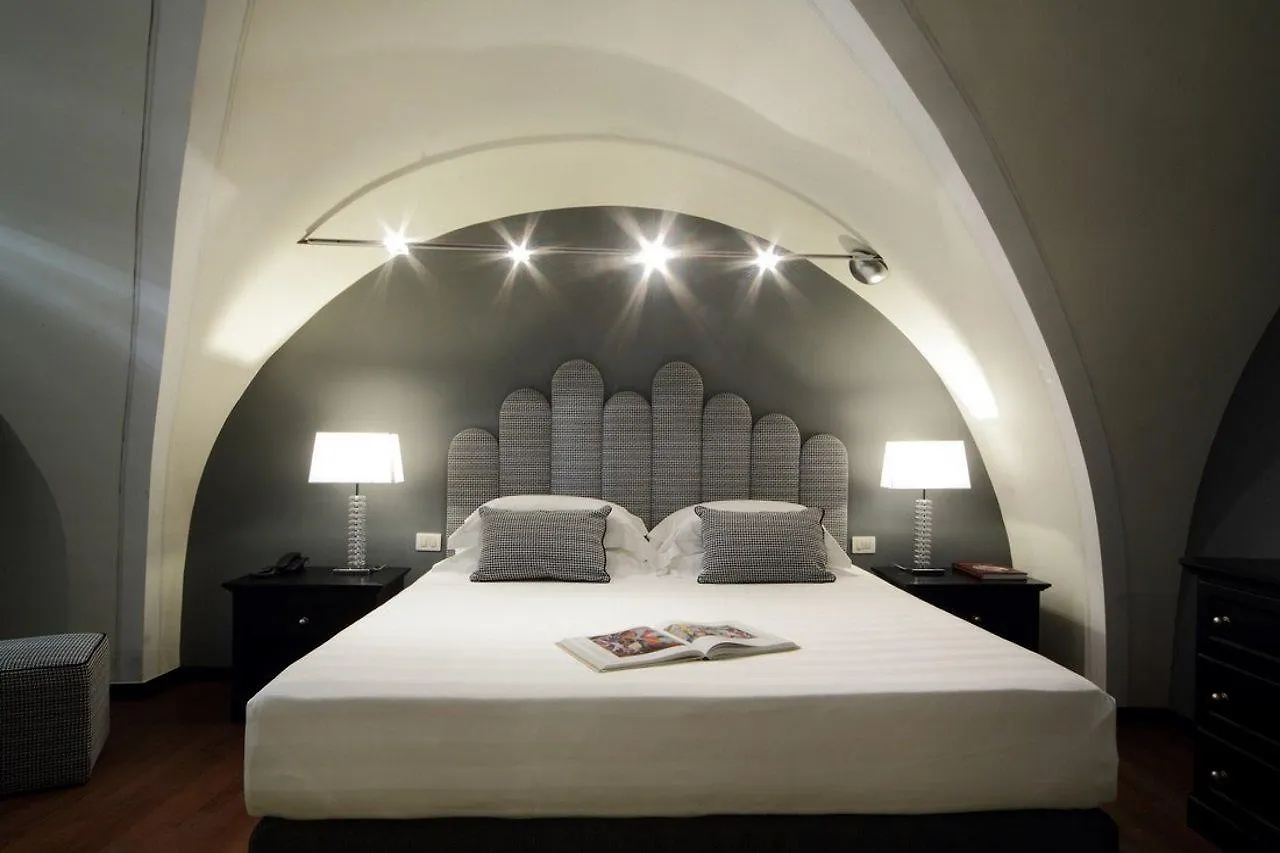 Numa Rome Vici Aparthotel 2*,