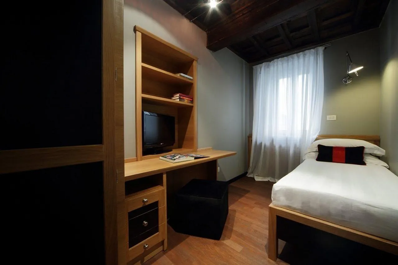 Numa Rome Vici Aparthotel